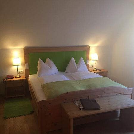 Hotel Restaurant Grune Au Poellau Exteriör bild