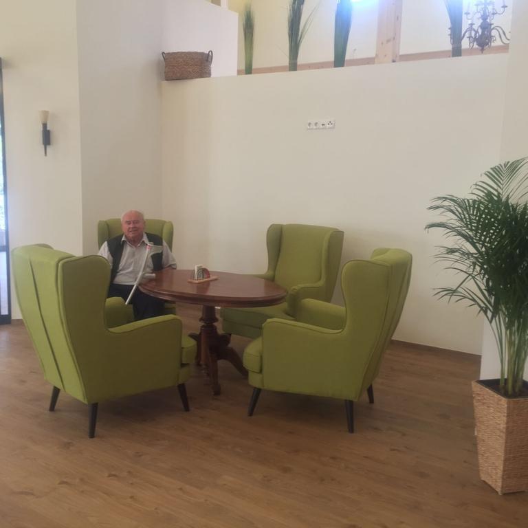 Hotel Restaurant Grune Au Poellau Exteriör bild