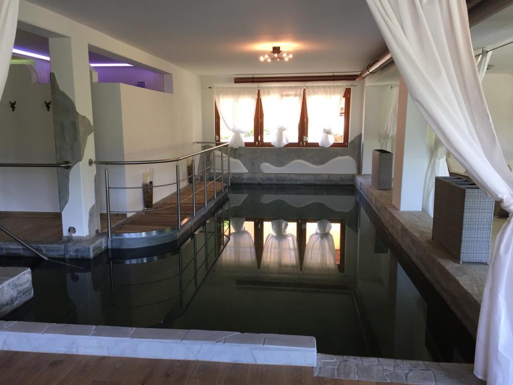 Hotel Restaurant Grune Au Poellau Exteriör bild
